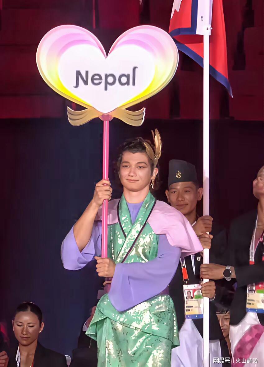 队史首次不胜乌兹!中国女足主帅:轮换计划之中,结局令人沮丧 队史首次不胜乌兹!中国女足主帅:轮换计划之中,结局令人沮丧